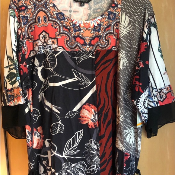 *NEW with tags*. John Mark mixed print elbow sleeve tassel trim top, size Small. - Picture 2 of 8